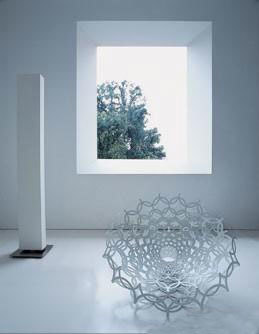 花一樣綻放的鏤空椅子_家具產(chǎn)品_家具熱點(diǎn)_和家裝修家居網(wǎng)